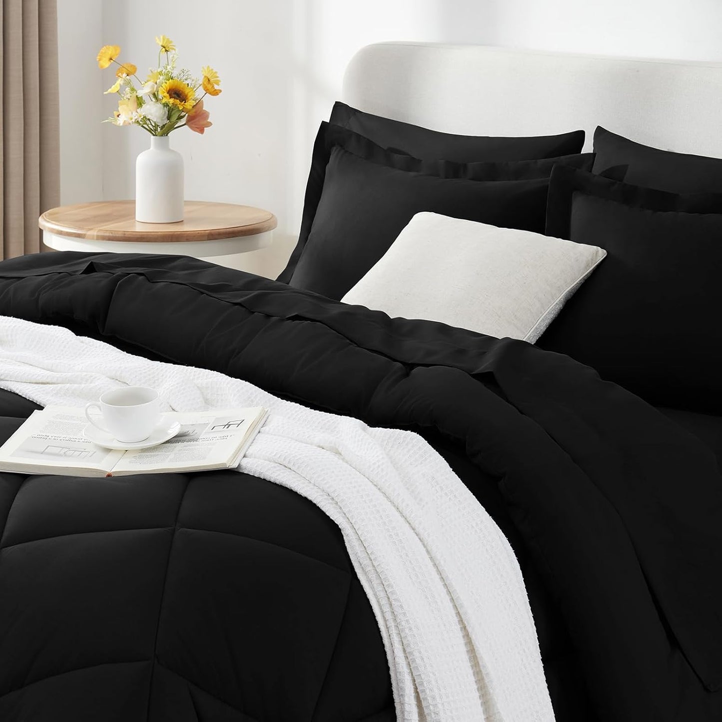 Queen Comforter Set Black - Bed in a Bag Queen Size 3 Pieces, Luxury Soft Bed Set for All Seasons, Bedding Set with Down Alternative Comforter, Sheets, Pillowcases & Shams